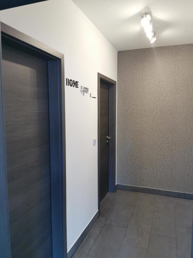 Apartments Penko ロヴラン エクステリア 写真