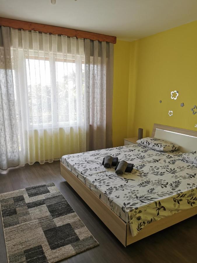 Apartments Penko ロヴラン エクステリア 写真
