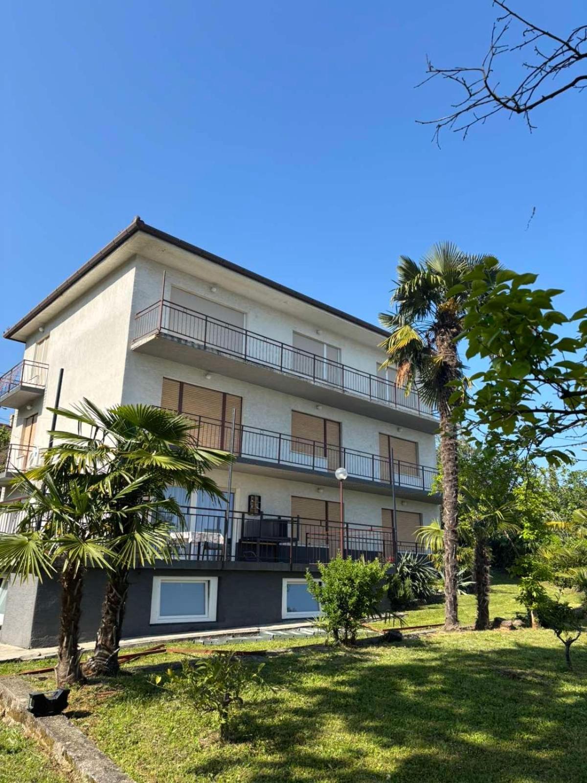 Apartments Penko ロヴラン エクステリア 写真